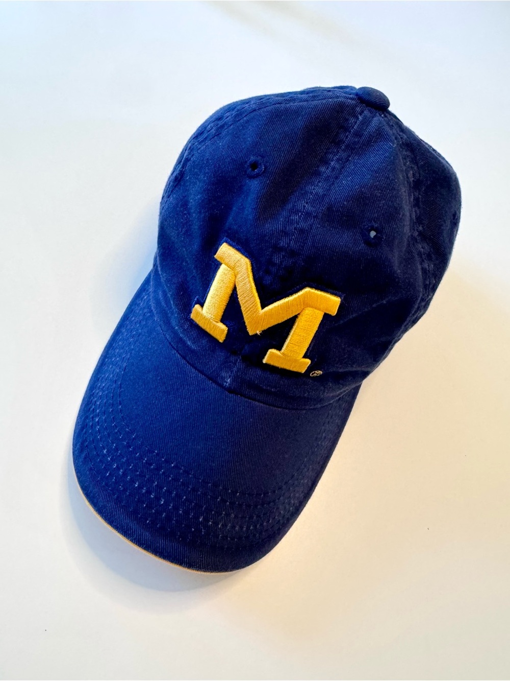 Michigan Wolverines Navy Baseball Cap Gold 'M' Embroidery, Licensed Collegiate